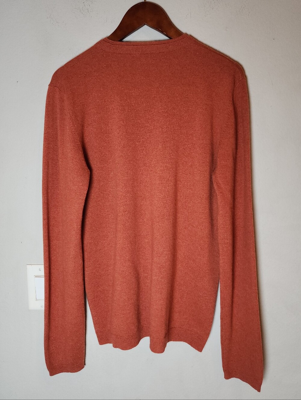 Patagonia 100% Cashmere Orange Crewneck Sweater Men's Size Medium - Picture 5 of 14